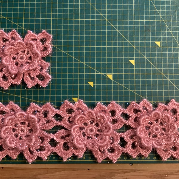 Set of doilies