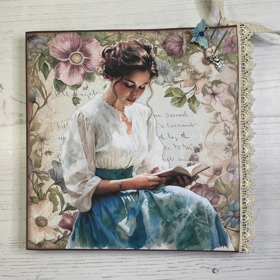 Library - Folio - Triple Flip - Secret Library by Carolee Crafts PB11 - 0014