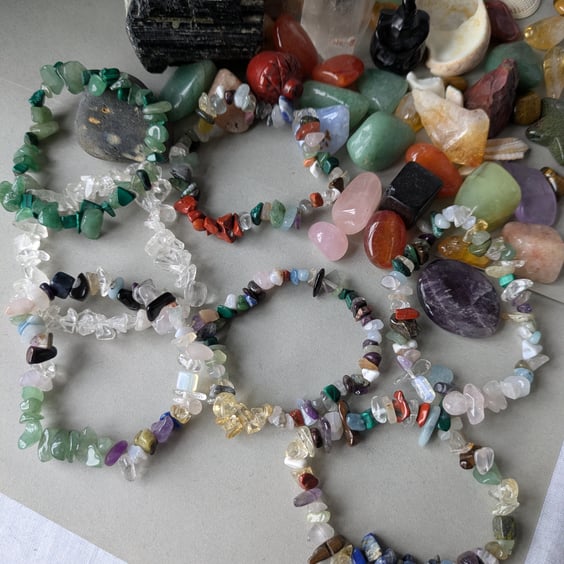 Perfectly imperfect stretch bracelets