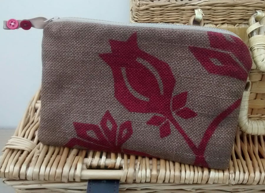 Linen Pouch with Seed Head Design - Eco-Friendly Gift 