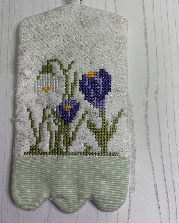  Lavender Tag Crocus by  Carolee Crafts PB1 - 0020