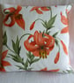 1950s vintage lily barkcloth cushion cover - Image 1