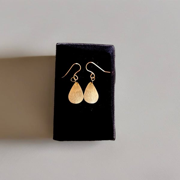 Gold Earrings - Leaf Design - Dangle - Stylish & Simple - Free Postage