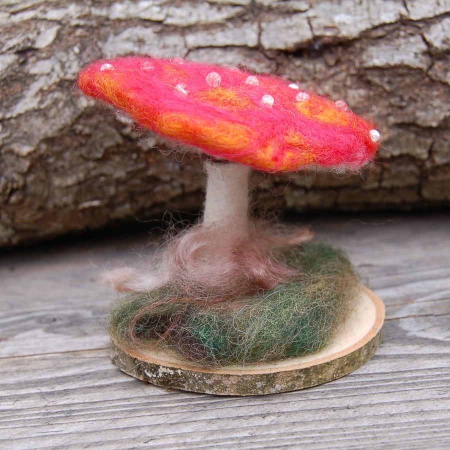 Mushroom Room Decor, Autumn Decoration,  Needle felt 