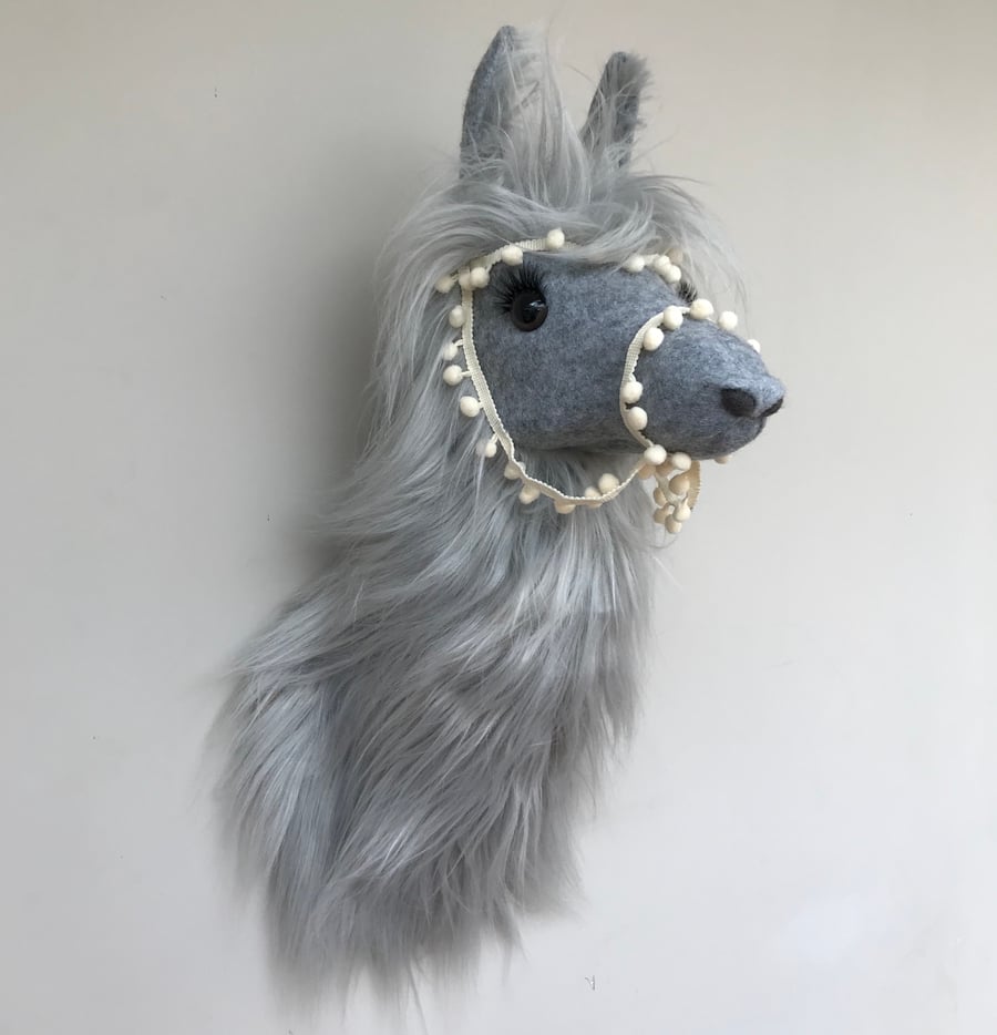 Handmade faux taxidermy grey Llama Lama Alpaca wall mounted animal decoration