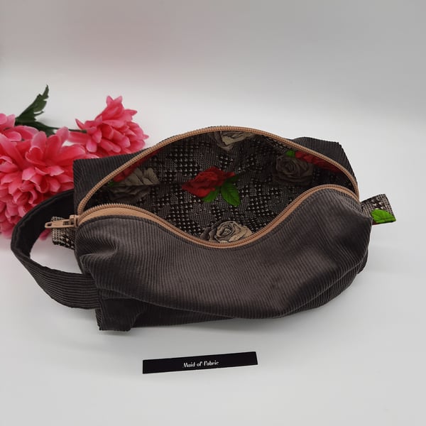 Boxed make up bag in charcoal grey corduroy with rose lining.  