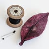 Felted leaf brooch : dark pinks