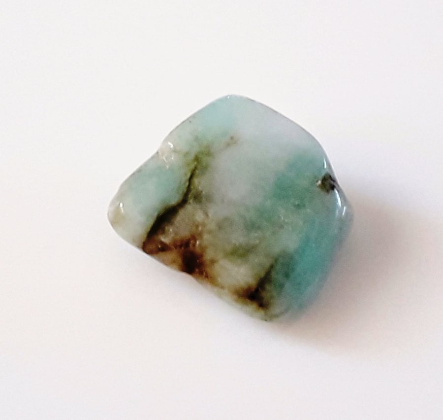 Emerald Tumblestone over 7 ct , Jewellery making , wire wrapping 