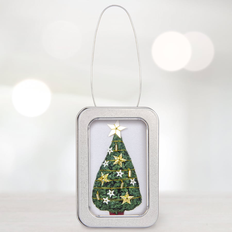 Christmas decoration, 3D tree in a little tin, 