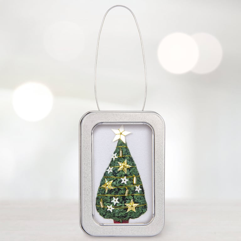 Christmas decoration, 3D tree in a little tin, 