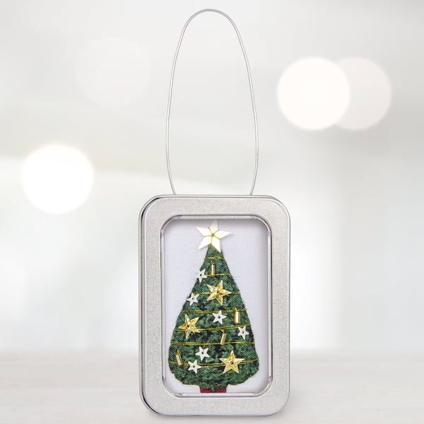 Christmas decoration, 3D tree in a little tin, 
