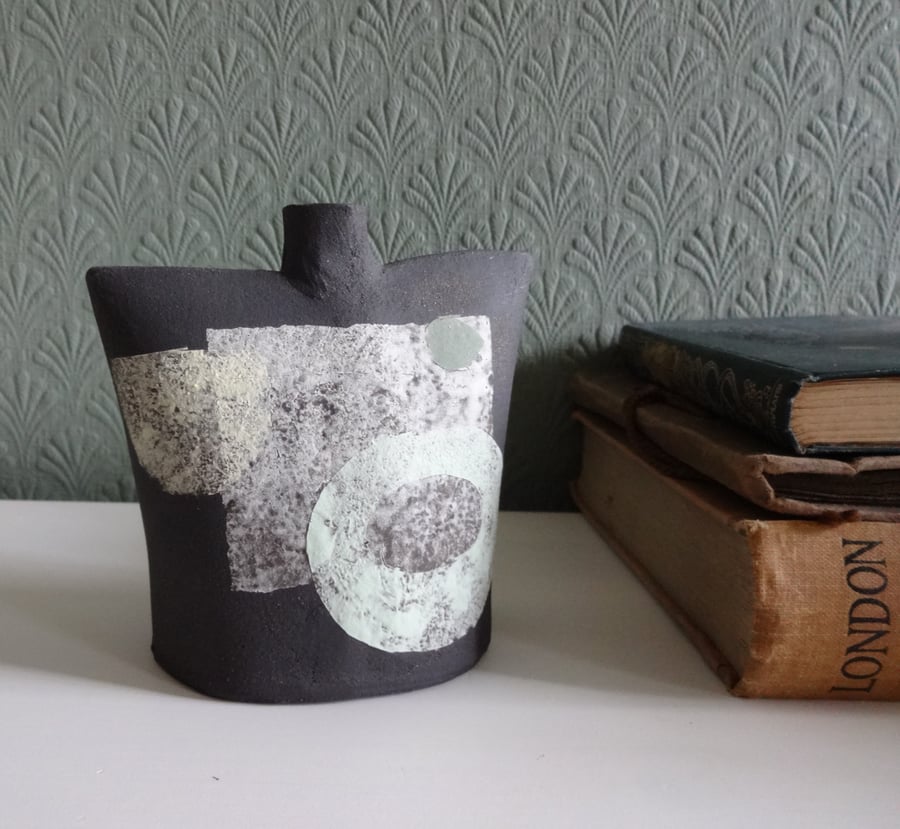 Mason. Abstract Sculptural Ceramic Art.