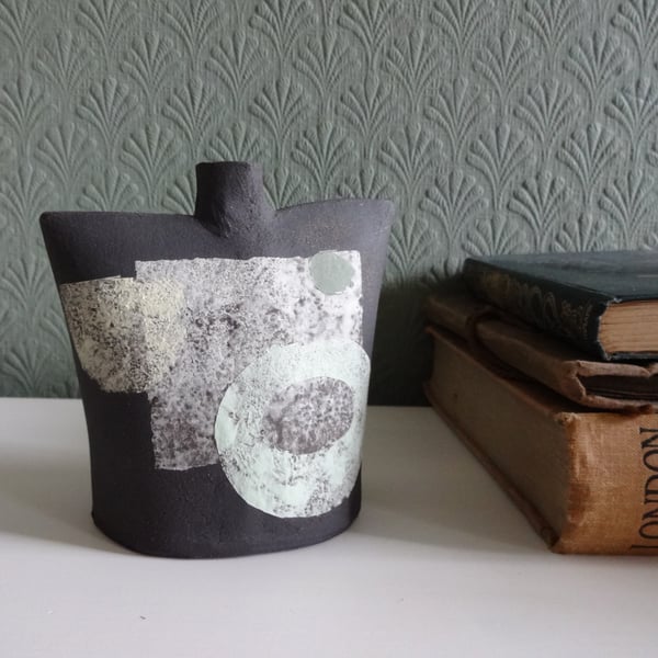 Mason. Abstract Sculptural Ceramic Art.