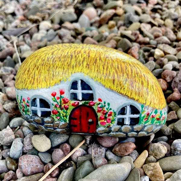 Hand Painted Thatched Cottage Stone Rock Art Cottage Core Miniature Paperweight