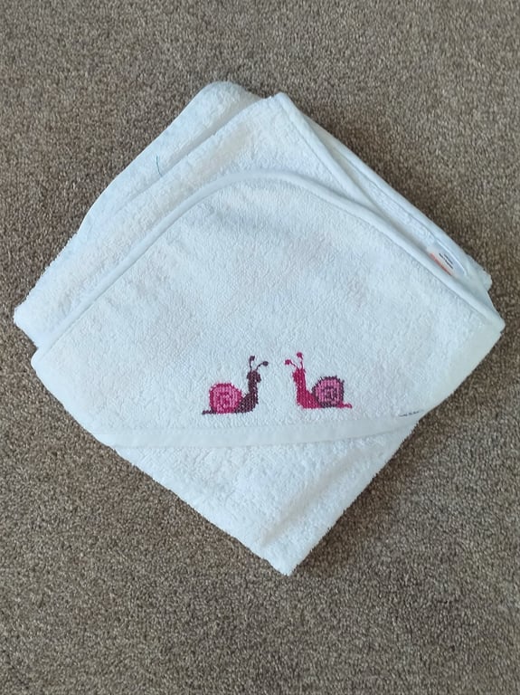 Snail, baby hooded towel, hand embroidered