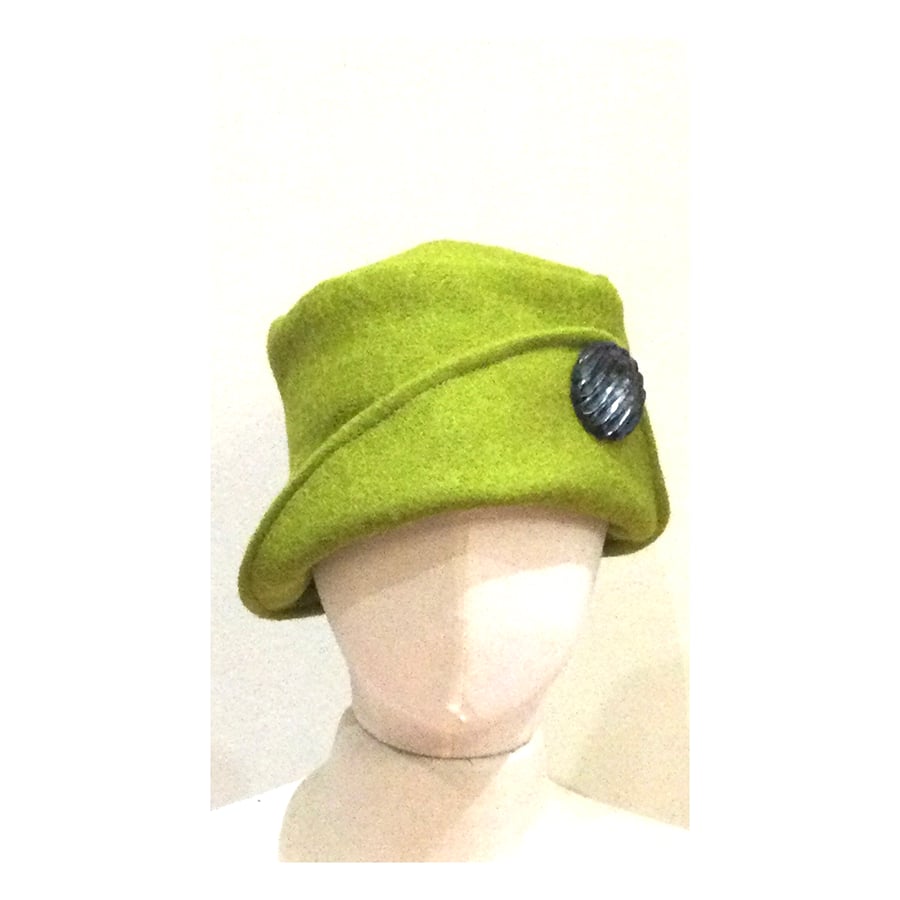 Faye Lime Cloche