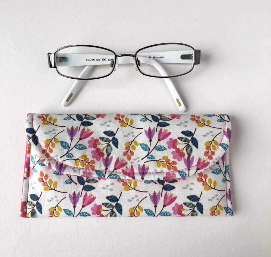 Cream floral glasses or sunglasses case