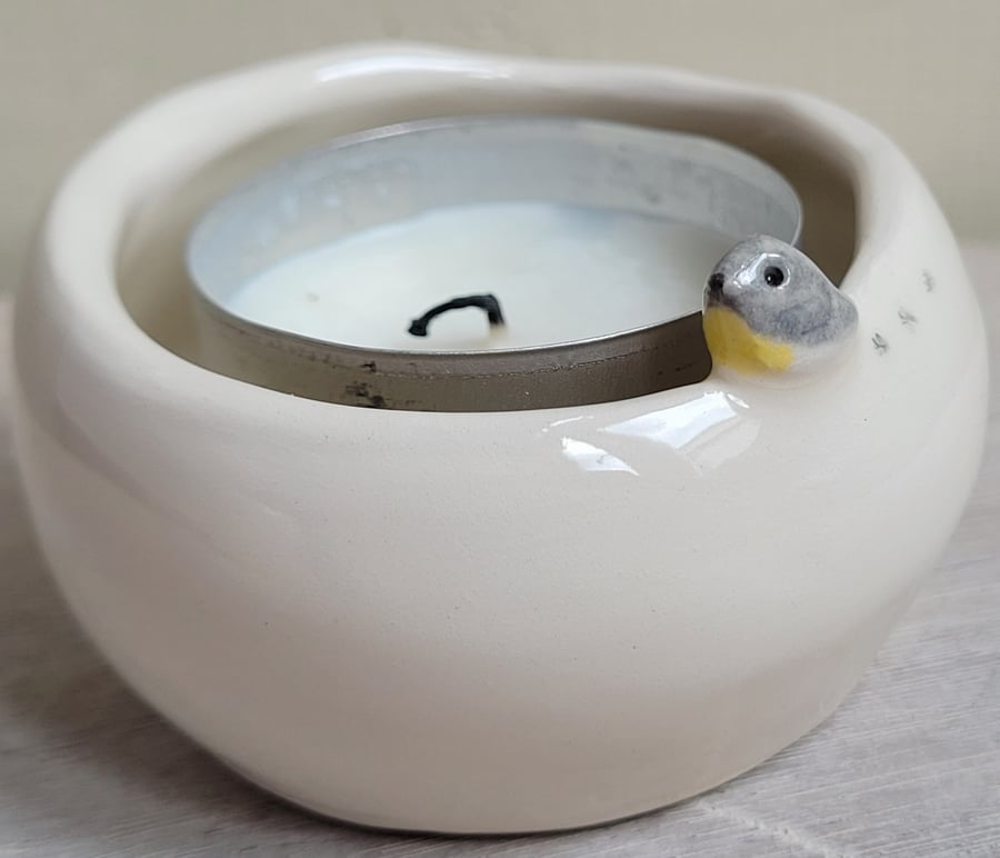 Ceramic yellow robin bird tealight with birdprints or trinket dish