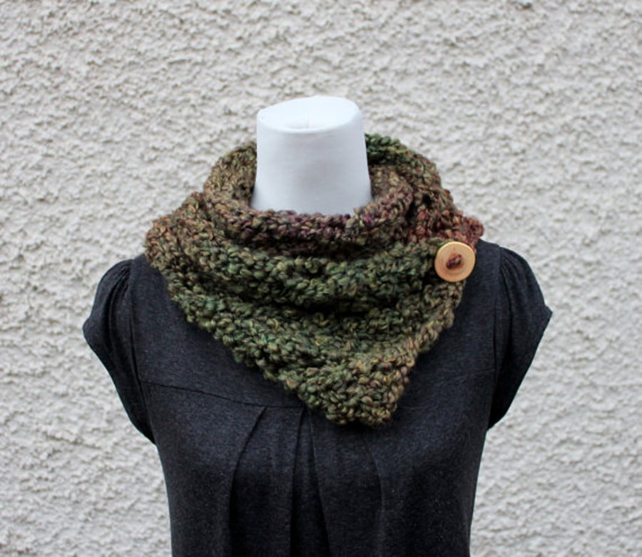 Herb Garden button scarf snood, neckwear, gift guide, knitwear UK, vegan 