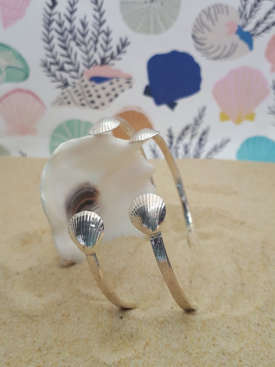 Fine silver shell cuff