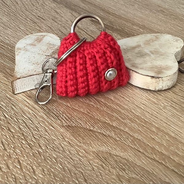 Small bag key, ear buds, coins holder