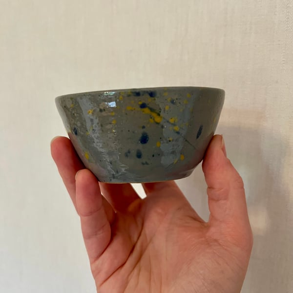 Grey speckle-glazed dish