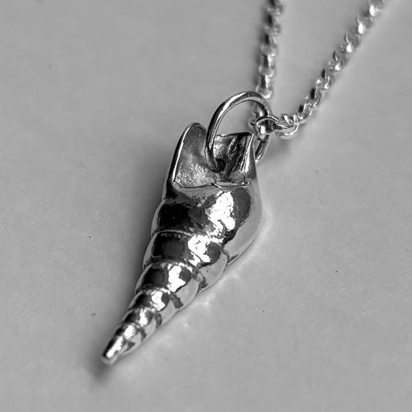 Silver shell pendant