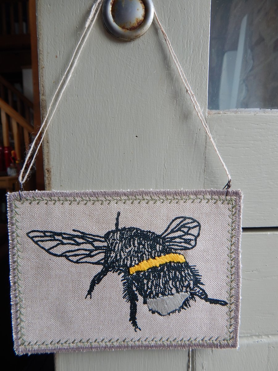 Bee Hanger 