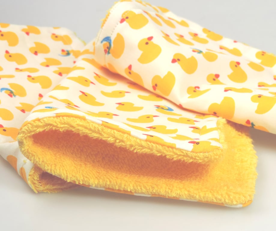 1x fun yellow duck Flannels, wash cloths with yellow towelling, cute facecloth