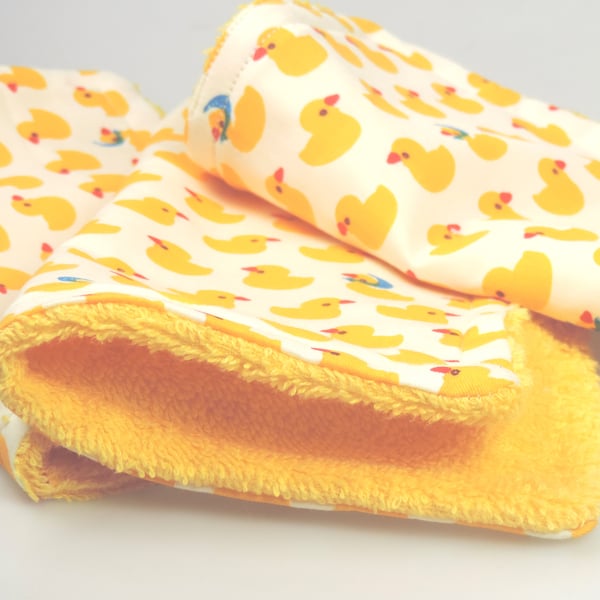 1x fun yellow duck Flannels, wash cloths with yellow towelling, cute facecloth