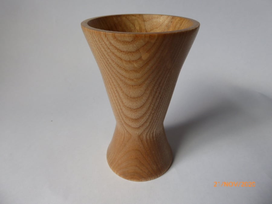 Ash Vase