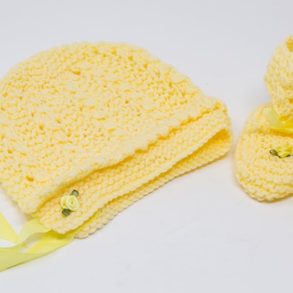 Lemon Baby Bonnet & Bootees