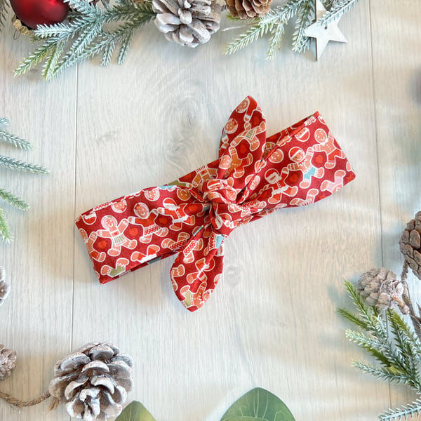 Dog Necktie - Christmas Gingerbread Men - 5 Sizes Easy Tie On