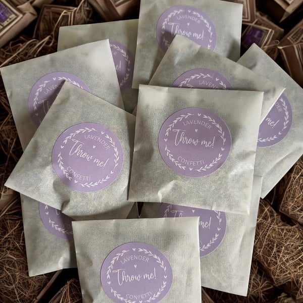 Natural Lavender Wedding Confetti: Eco-Friendly Glassine Bags