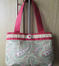 Green, Cream & Red Paisley Handbag - Image 1