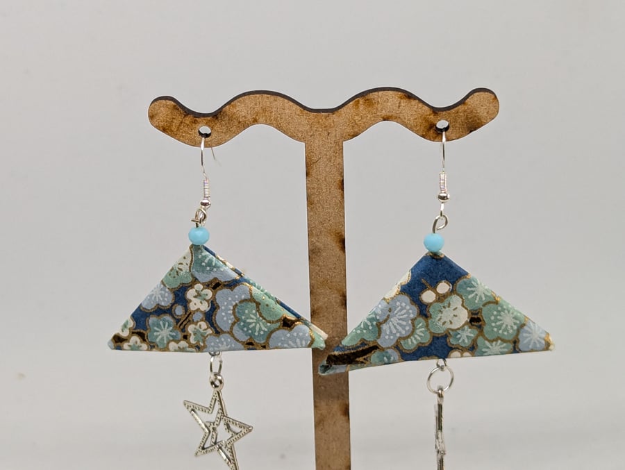 Triangle earrings: Japanese paper with plum blossoms on turquoise background