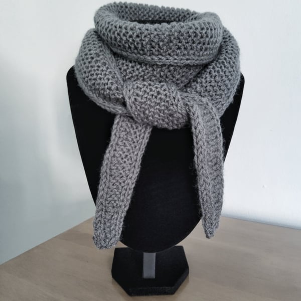 Soft Hand-knitted Grey Scarf 