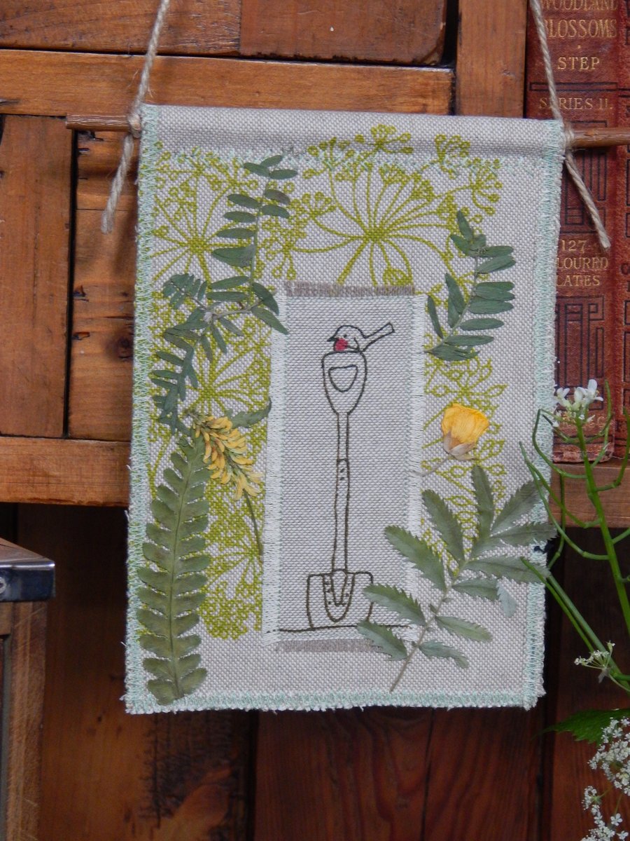 Robin and spade with pressed flowers, buttercup - Screen Printed Hanger 
