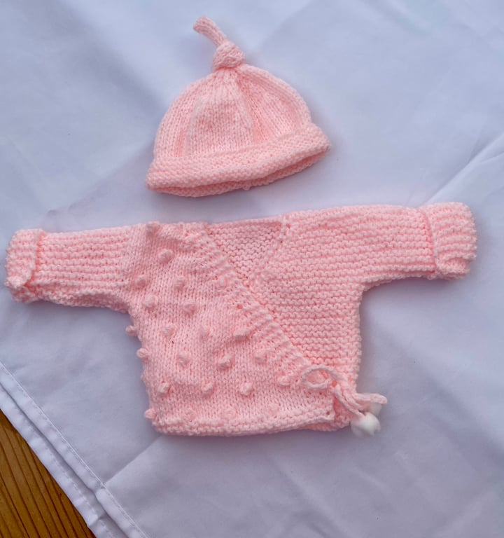 Tiny baby girl set in pretty soft pink 