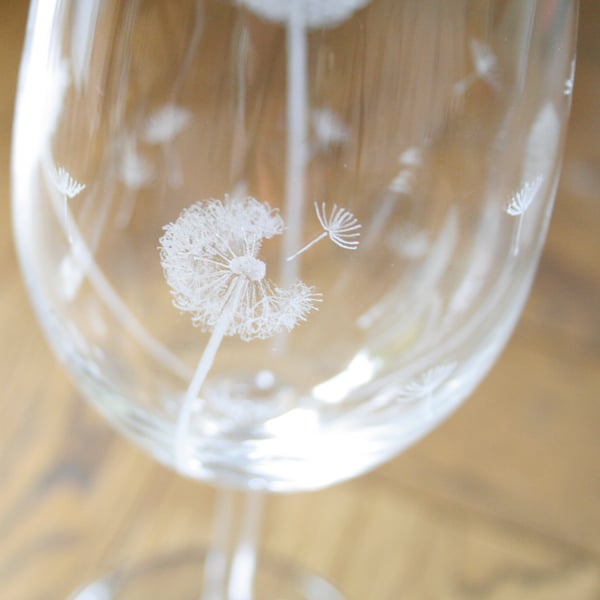 Dandelion Crystal Wine Glasses