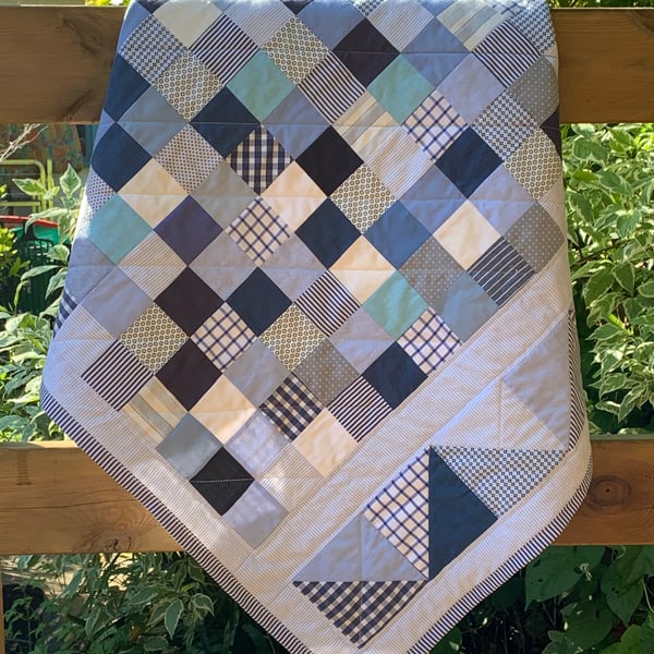 Blue and white patchwork baby quilt 