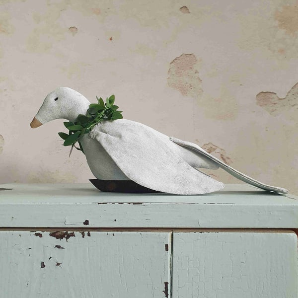 Primitive Dove