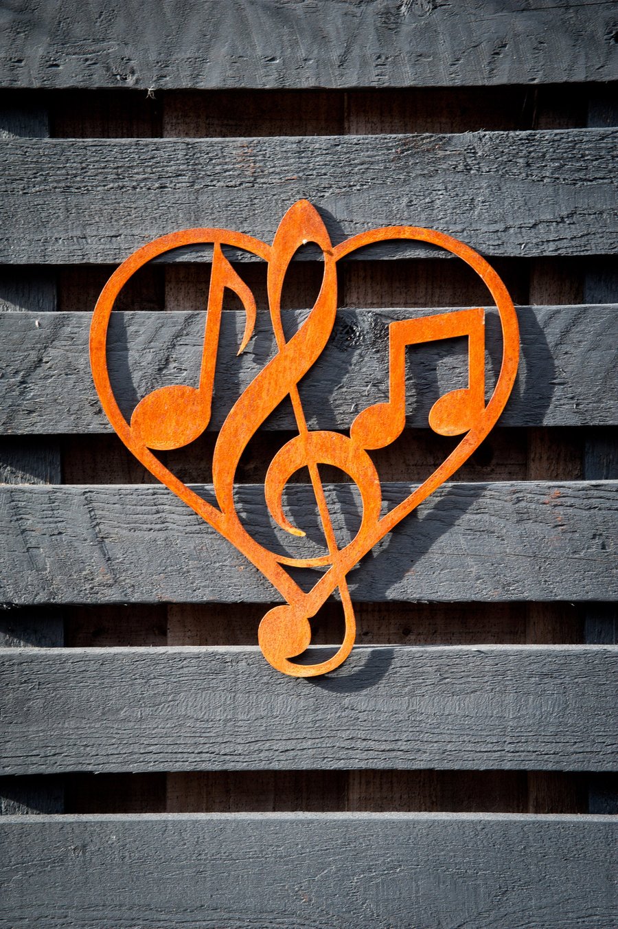 Music Lover Heart Metal Wall Art Gift, Musical Rustic Garden Fence Decoration
