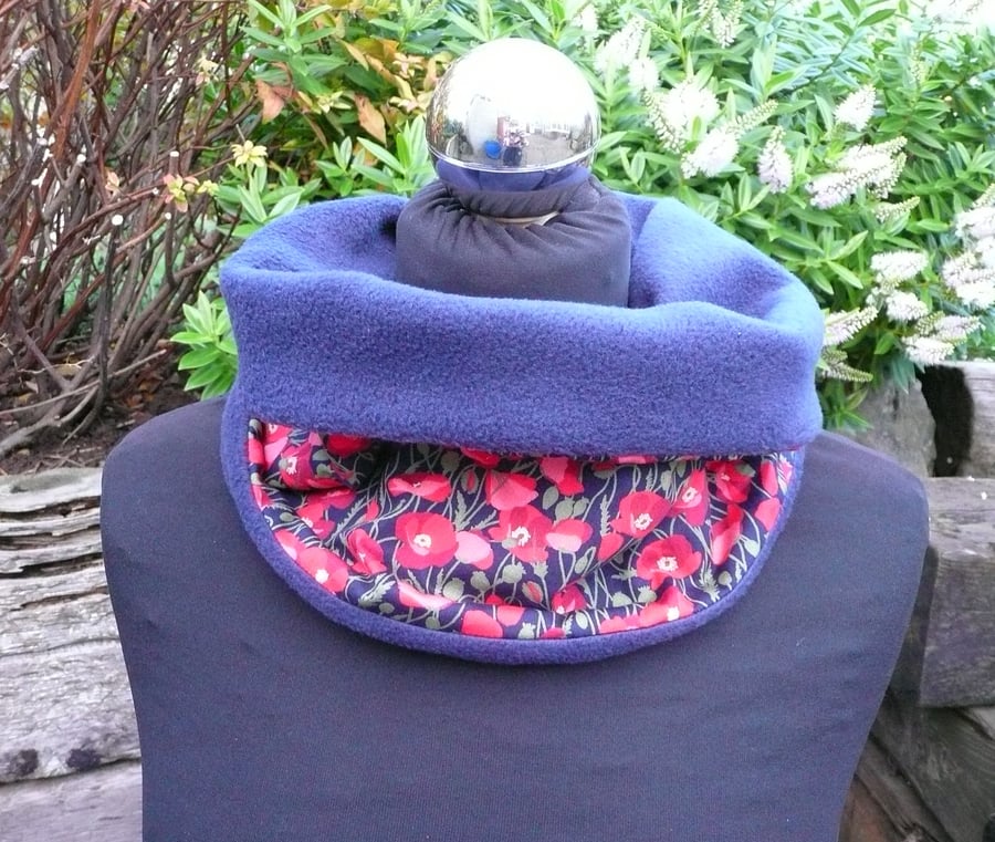 Poppy neck warmer, adult fleece scarf, poppy snood, blue and red neck warmer