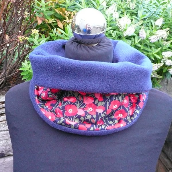 Poppy neck warmer, adult fleece scarf, poppy snood, blue and red neck warmer