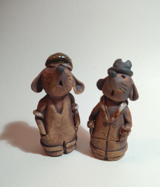 "Two Country Mice" Ceramic Earthenware Pottery Ornaments