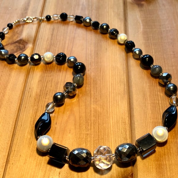 Black recycled bead necklace 