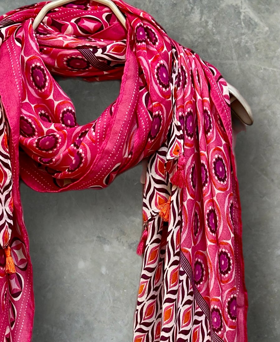 Pink Moroccan-Inspired Geometric Pattern Scarf with Tassels,Great Gifts for Her