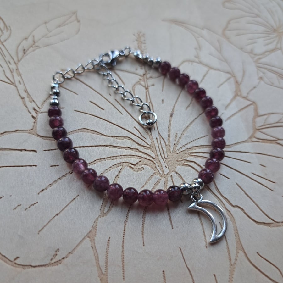 Garnet stone bracelet 