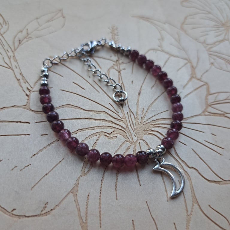 Garnet stone bracelet 
